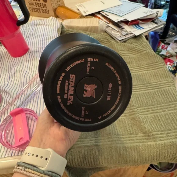 Stanley Black Chroma 40 oz Quencher H2.O Flowstate Tumbler - Picture 5 of 5